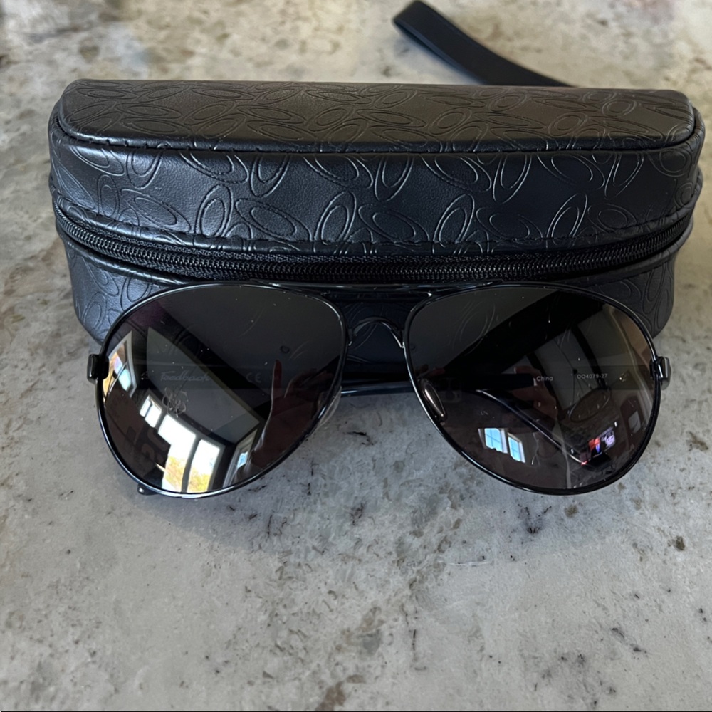 Oakley Black Aviator Sunglasses